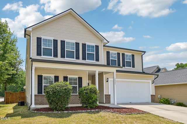 8008 Caithness Street, Raleigh, NC 27616