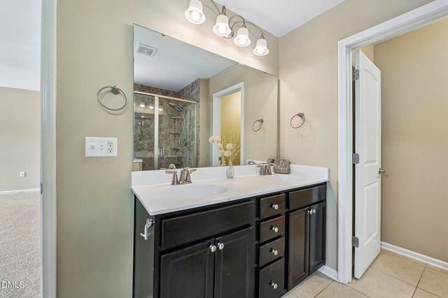 8008 Caithness Street, Raleigh, NC 27616