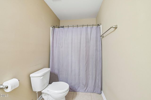 8008 Caithness Street, Raleigh, NC 27616