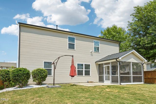 8008 Caithness Street, Raleigh, NC 27616