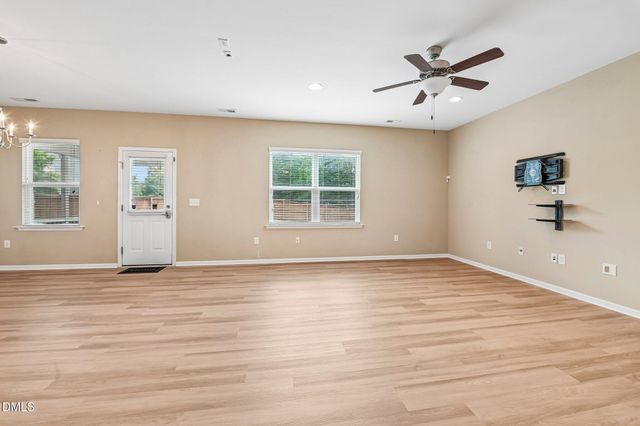 8008 Caithness Street, Raleigh, NC 27616