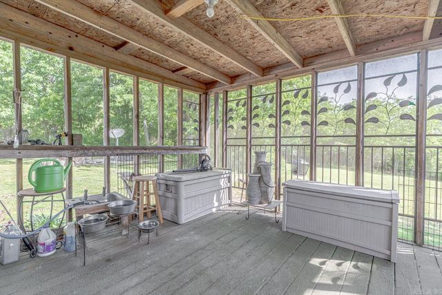 4874 Mountain View Road, Mountain View, AR 72560