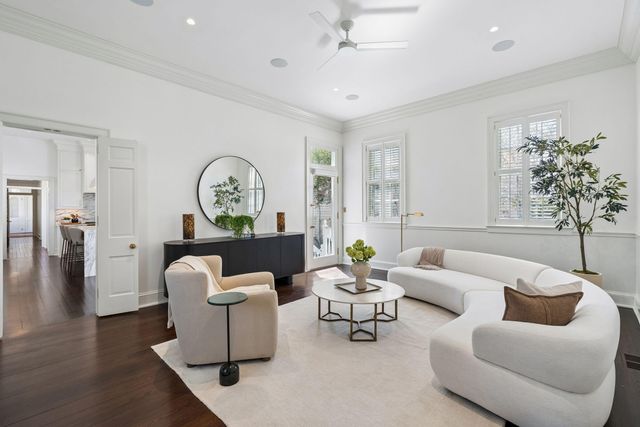 21 New Street, Charleston, SC 29401