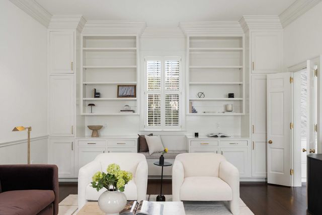 21 New Street, Charleston, SC 29401