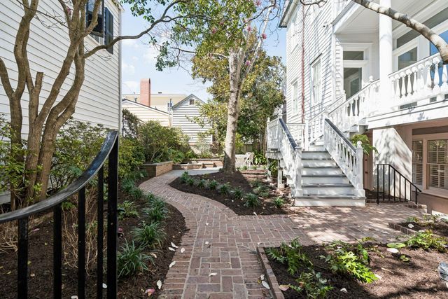 21 New Street, Charleston, SC 29401