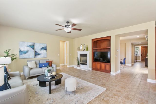 5950 Tanus Cir, Rocklin, CA 95677