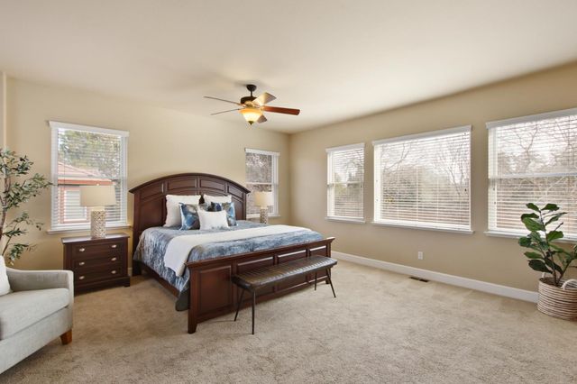 5950 Tanus Cir, Rocklin, CA 95677