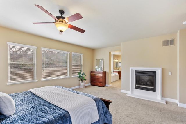 5950 Tanus Cir, Rocklin, CA 95677