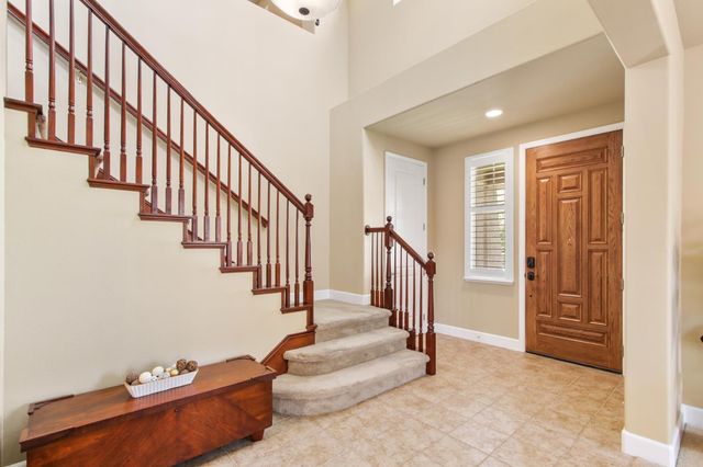 5950 Tanus Cir, Rocklin, CA 95677