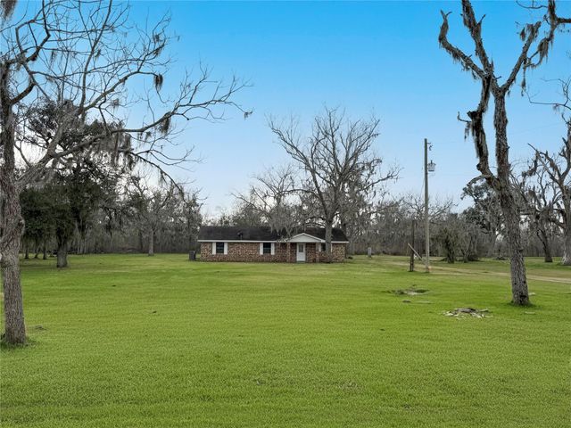 2371 County Road 342, Brazoria, TX 77422
