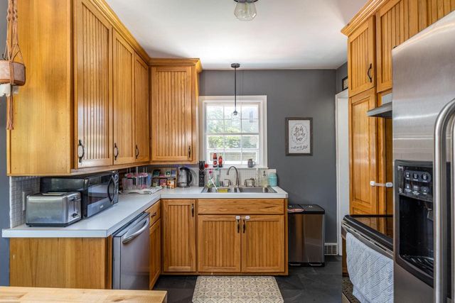 1073 W WISCONSIN AVENUE, Kaukauna, WI 54130