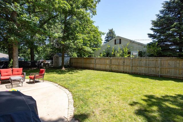 1073 W WISCONSIN AVENUE, Kaukauna, WI 54130