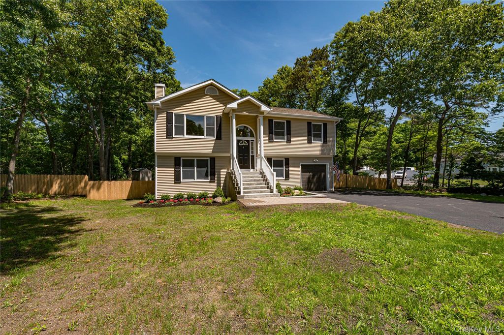 25 Camelot Drive, Centereach, NY 11720