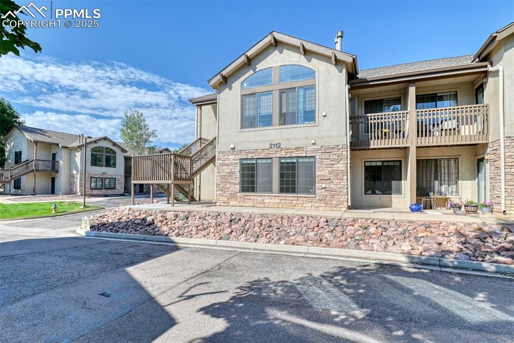 2112 Denton Grove 101, Colorado Springs, CO 80919