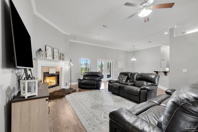 2350 Ash Dr, Navarre, FL 32566