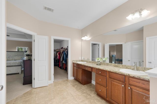 2350 Ash Dr, Navarre, FL 32566