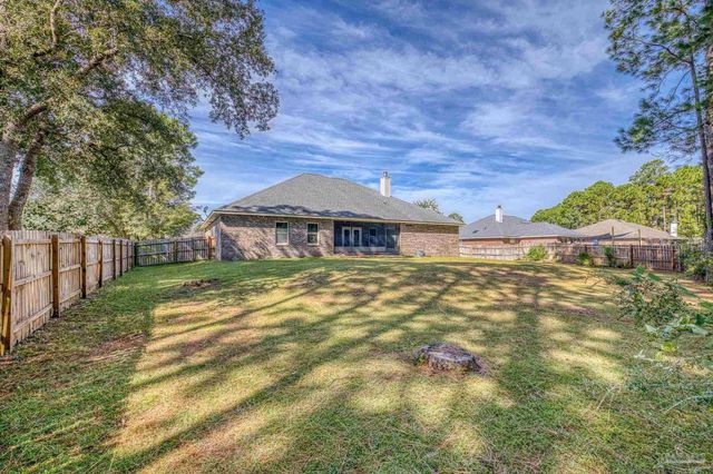 2350 Ash Dr, Navarre, FL 32566