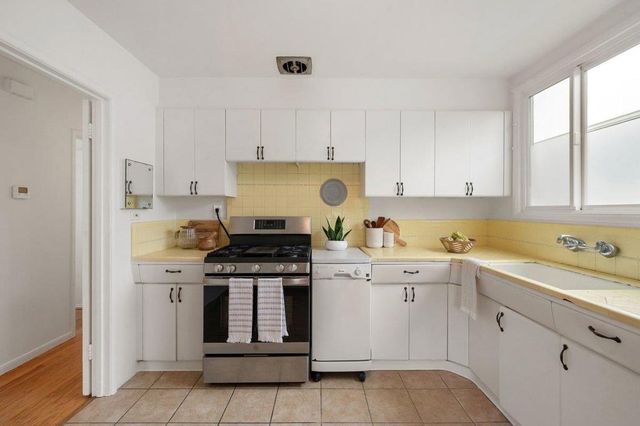 1453 S Mayfair Avenue, Daly City, CA 94015
