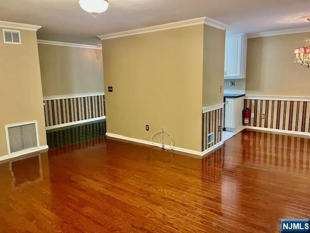 151 Indian Hollow Court 151, Mahwah, NJ 07430