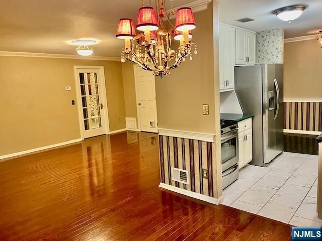 151 Indian Hollow Court 151, Mahwah, NJ 07430