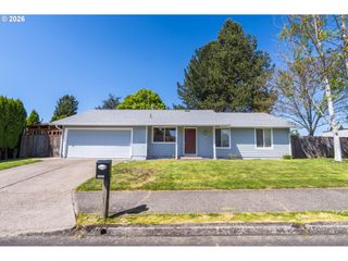 16085 Sw WESTWIND Dr, Beaverton, OR 97078