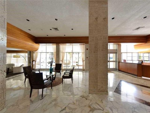 301 174th St L12, Sunny Isles Beach, FL 33160