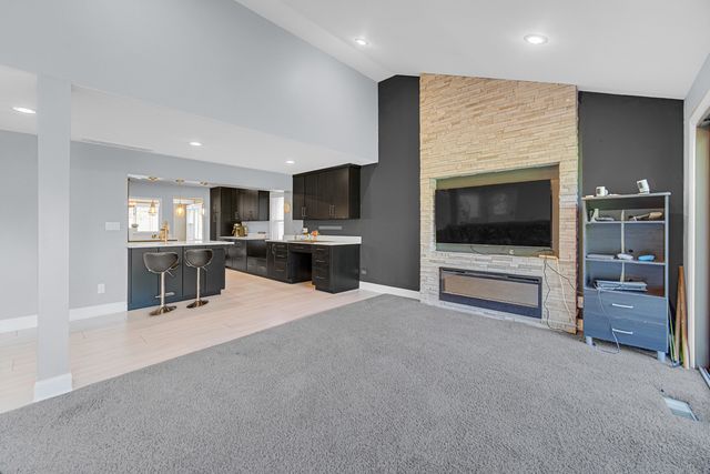 23327 N Wildwood Lane, Deerfield, IL 60015
