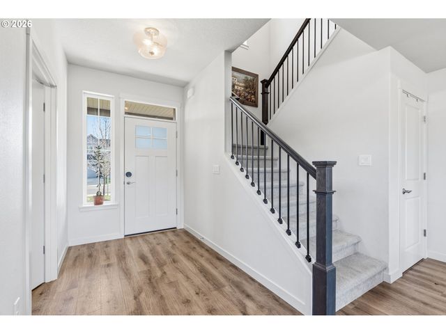 134 E JOYCE Ct, La Center, WA 98629