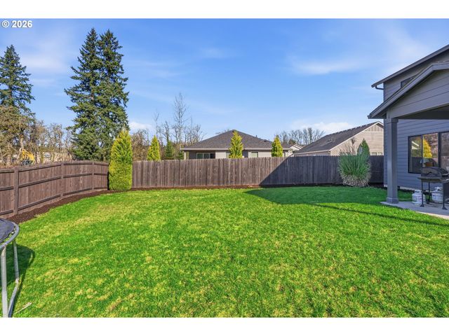 134 E JOYCE Ct, La Center, WA 98629