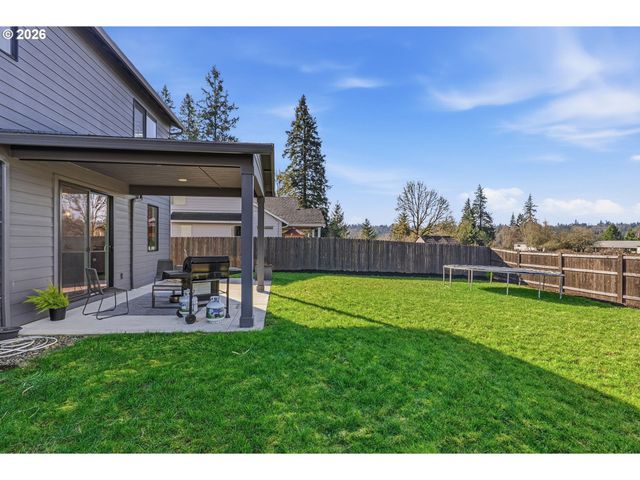 134 E JOYCE Ct, La Center, WA 98629