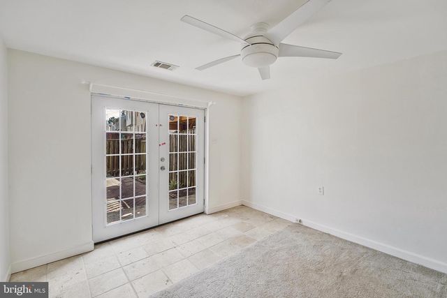 10256 QUIET POND TER, Burke, VA 22015