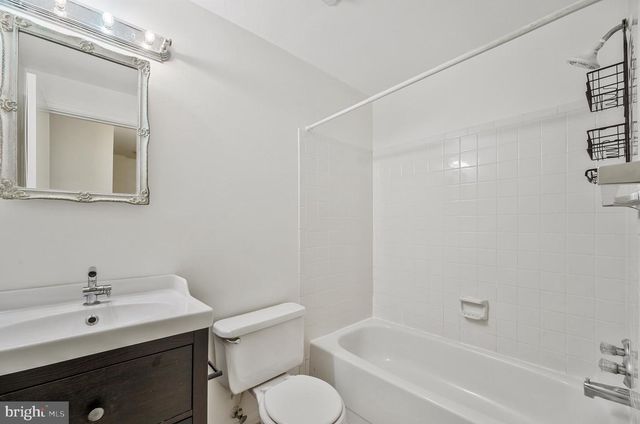 10256 QUIET POND TER, Burke, VA 22015