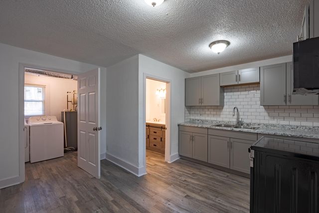 3100 N Chamberlain Avenue, Chattanooga, TN 37406