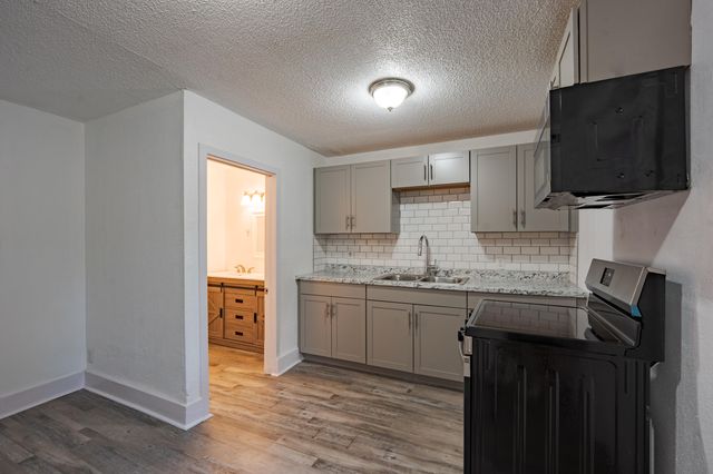 3100 N Chamberlain Avenue, Chattanooga, TN 37406