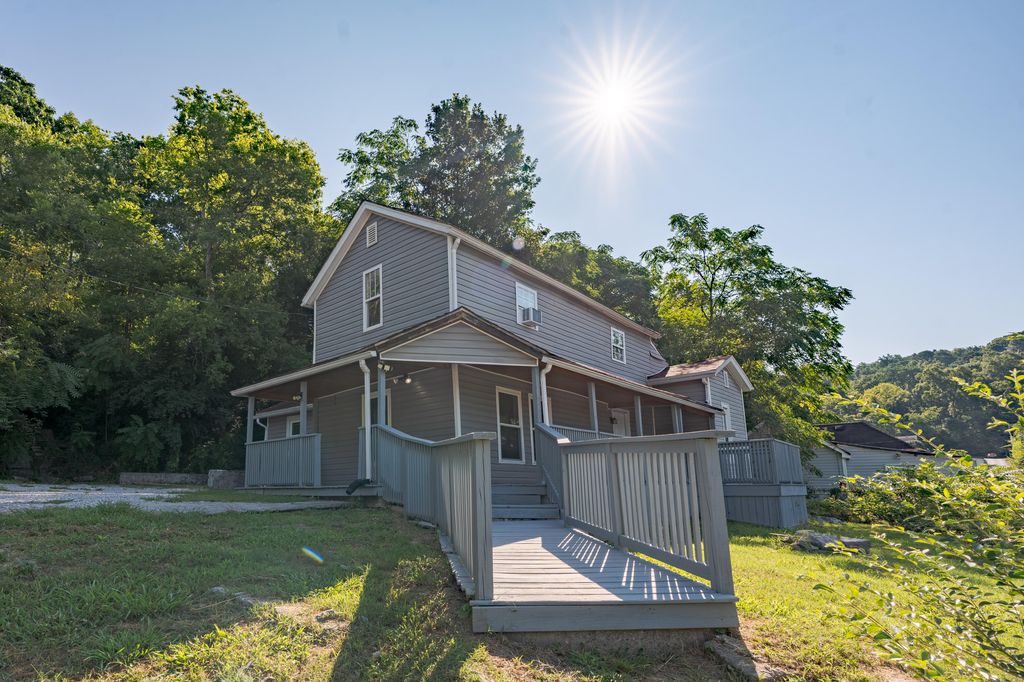 3100 N Chamberlain Avenue, Chattanooga, TN 37406