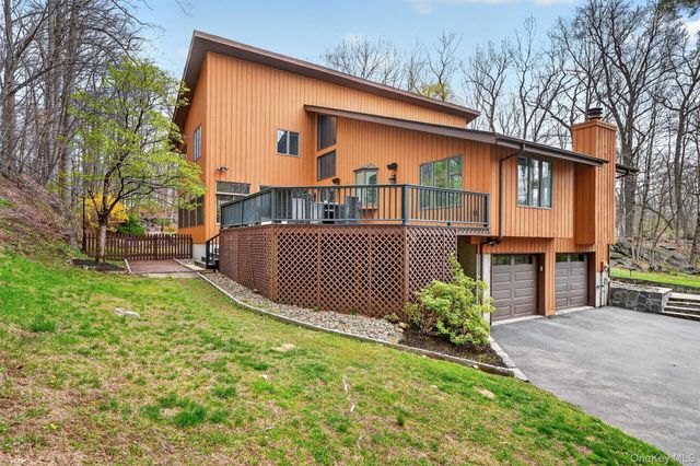 57 Chester Court, Cortlandt Manor, NY 10567