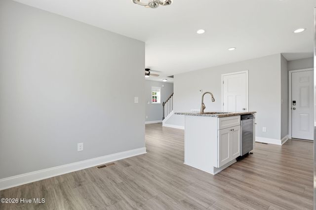 935 W Illinois Avenue, Southern Pines, NC 28387