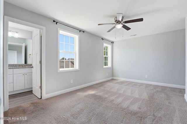 935 W Illinois Avenue, Southern Pines, NC 28387