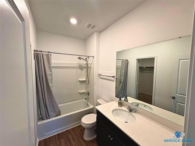 124 Rooster WAY, Jarrell, TX 76537