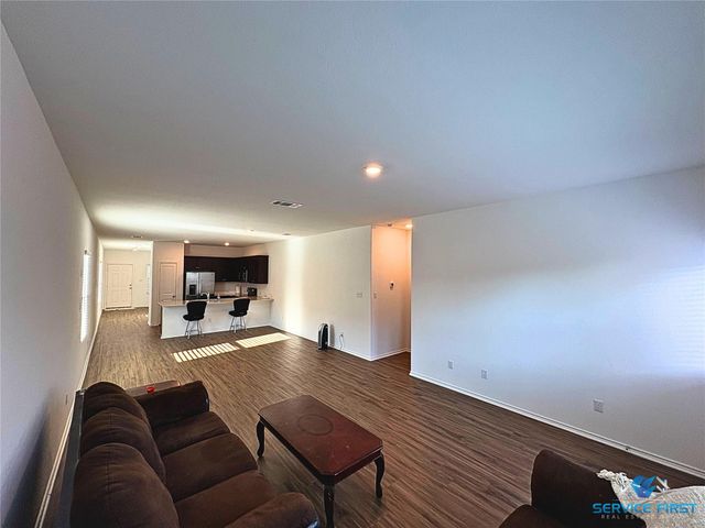 124 Rooster WAY, Jarrell, TX 76537