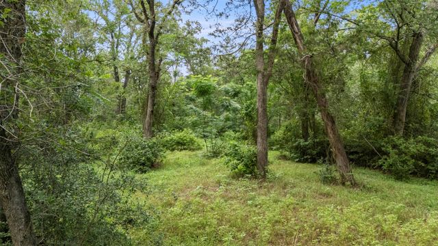 140 Rice Ave, Bastrop, TX 78602
