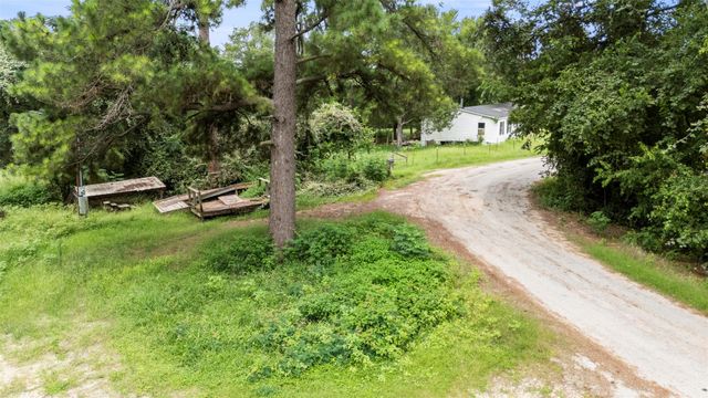 140 Rice Ave, Bastrop, TX 78602