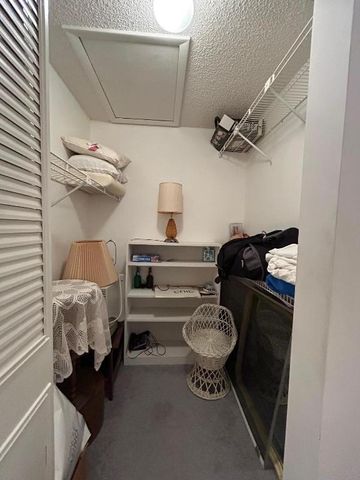 224 Pine Hov Circle D-2, Greenacres, FL 33463