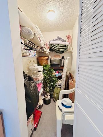 224 Pine Hov Circle D-2, Greenacres, FL 33463