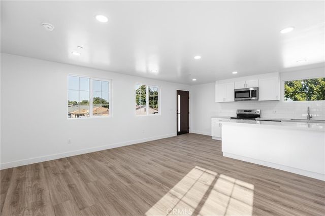 496 E 52nd, Long Beach, CA 90805