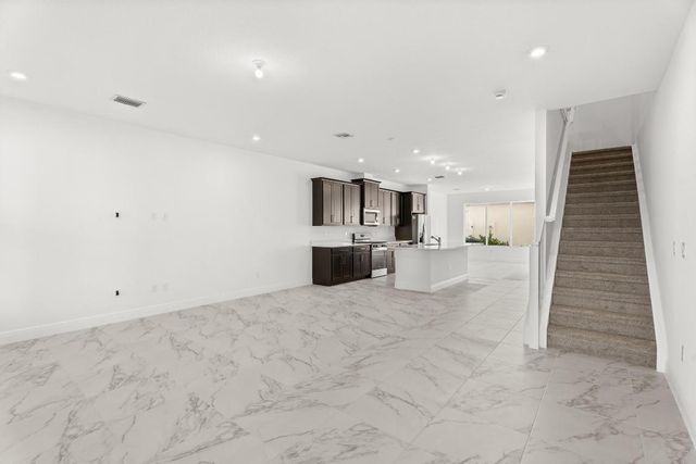 864 SW Bushel Trail, Palm City, FL 34990