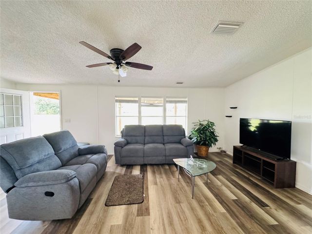 19910 E STATE ROAD 64, Bradenton, FL 34212