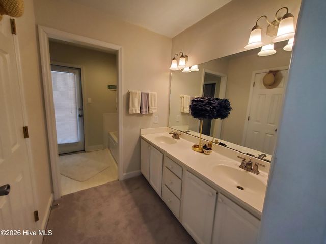 403 Emerald Landing Drive, Emerald Isle, NC 28594