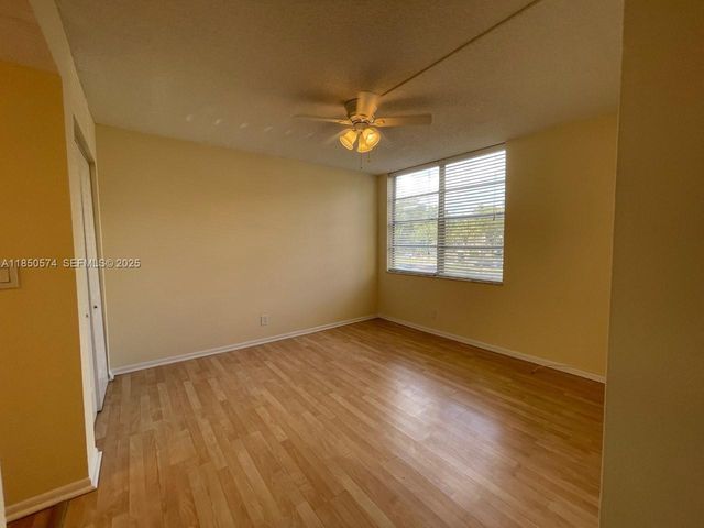 9431 Live Oak Place 203, Davie, FL 33324