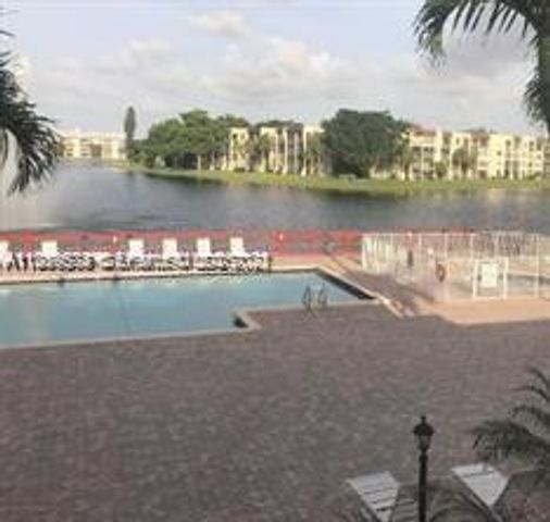 9431 Live Oak Place 203, Davie, FL 33324